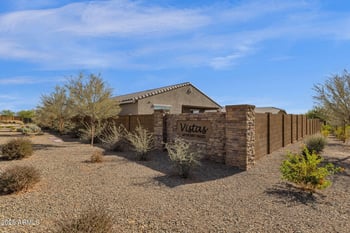 17334 Running Deer Trl, Surprise, AZ 85387