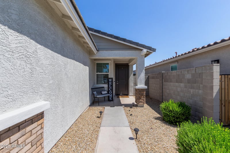 17338 Via De Luna Dr, Surprise, AZ 85387