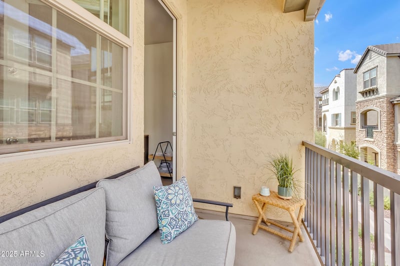 1734 Dogwood Ln, Gilbert, AZ 85295