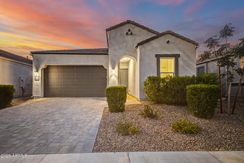 1734 E Questa Dr, Phoenix, AZ 85024