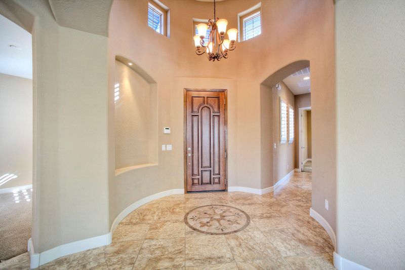 1734 W Dusty Wren Dr, Phoenix, AZ 85085