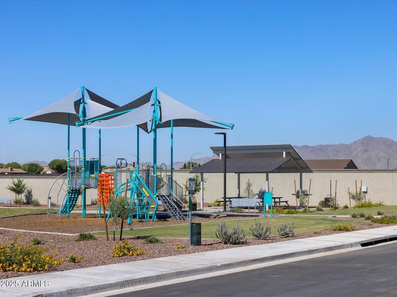 17346 Eva St, Waddell, AZ 85355