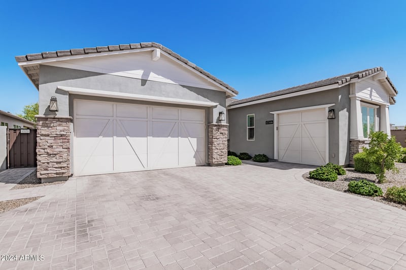17346 W Wildwood St, Surprise, AZ 85388