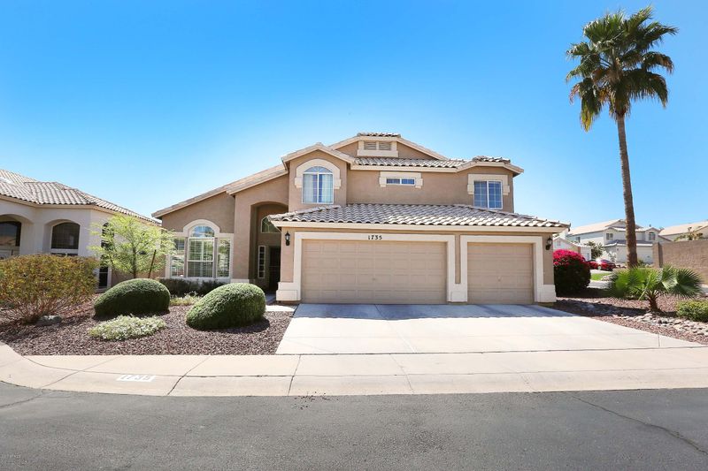 1735 E Redfield Rd, Phoenix, AZ 85022