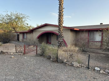 1735 Griswold Rd, Phoenix, AZ 85020