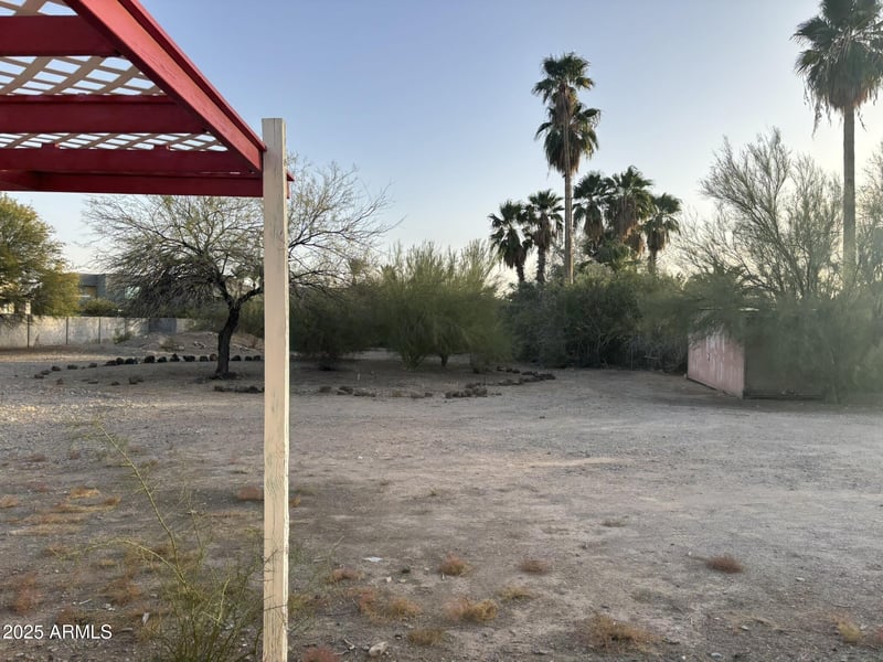 1735 Griswold Rd, Phoenix, AZ 85020