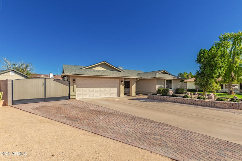 1735 N Platina Cir, Mesa, AZ 85205