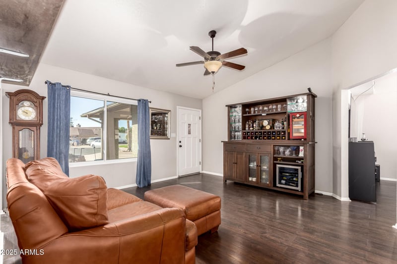 1735 Platina Cir, Mesa, AZ 85205