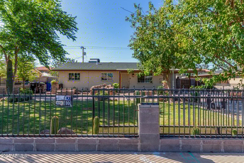 1735 Pueblo Ave, Mesa, AZ 85202