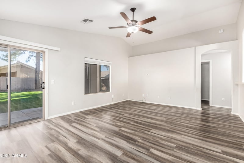 1735 Saratoga St, Gilbert, AZ 85296