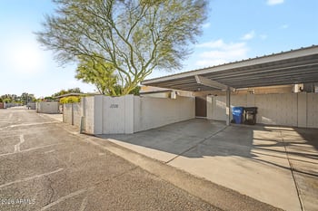 1735 W Claremont St, Phoenix, AZ 85015