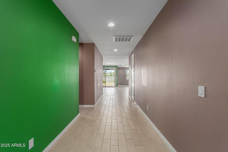 17352 Red Fox Rd, Surprise, AZ 85387
