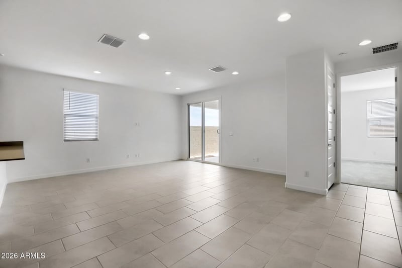 17352 W Gray Fox Trl, Surprise, AZ 85387