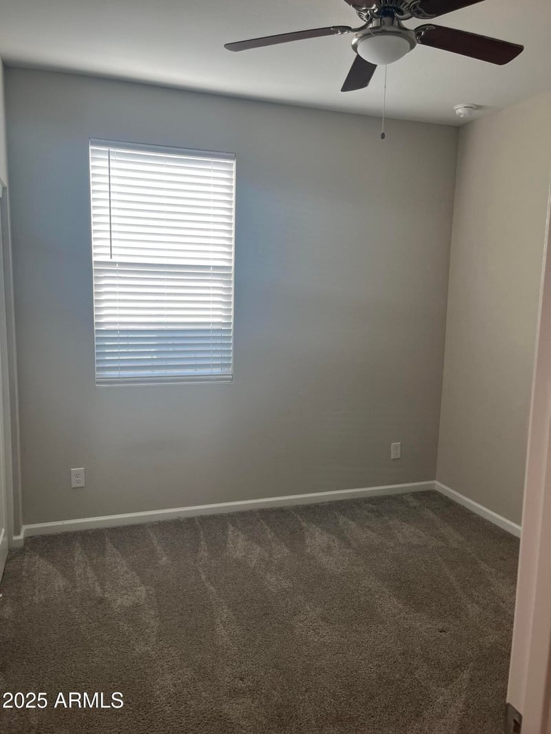 17353 Via De Luna Dr, Surprise, AZ 85387