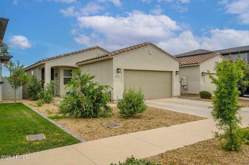 17353 Patrick Ln, Surprise, AZ 85387