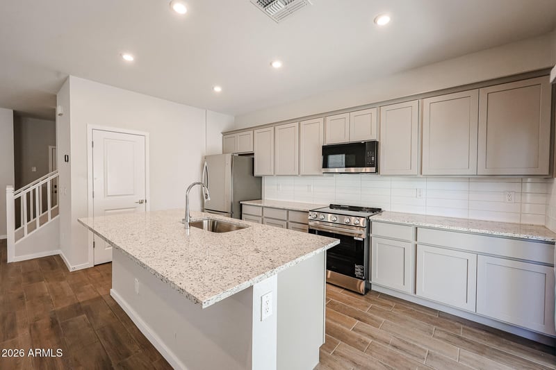 17353 Villa Hermosa Ln, Surprise, AZ 85387