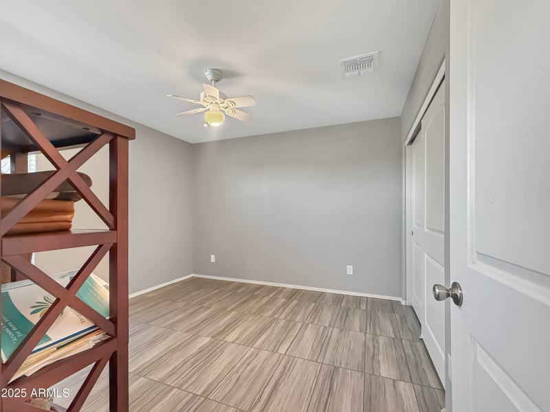 17359 Andrea Dr, Surprise, AZ 85387