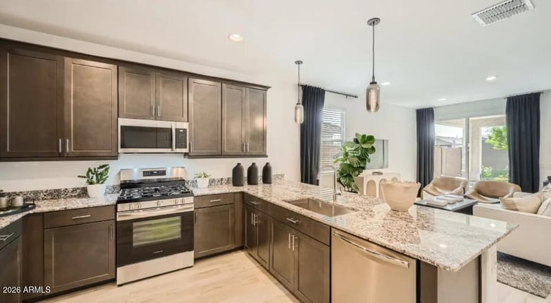 17359 Gray Fox Trl, Surprise, AZ 85387