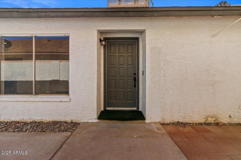 1736 Bluefield Ave, Phoenix, AZ 85022