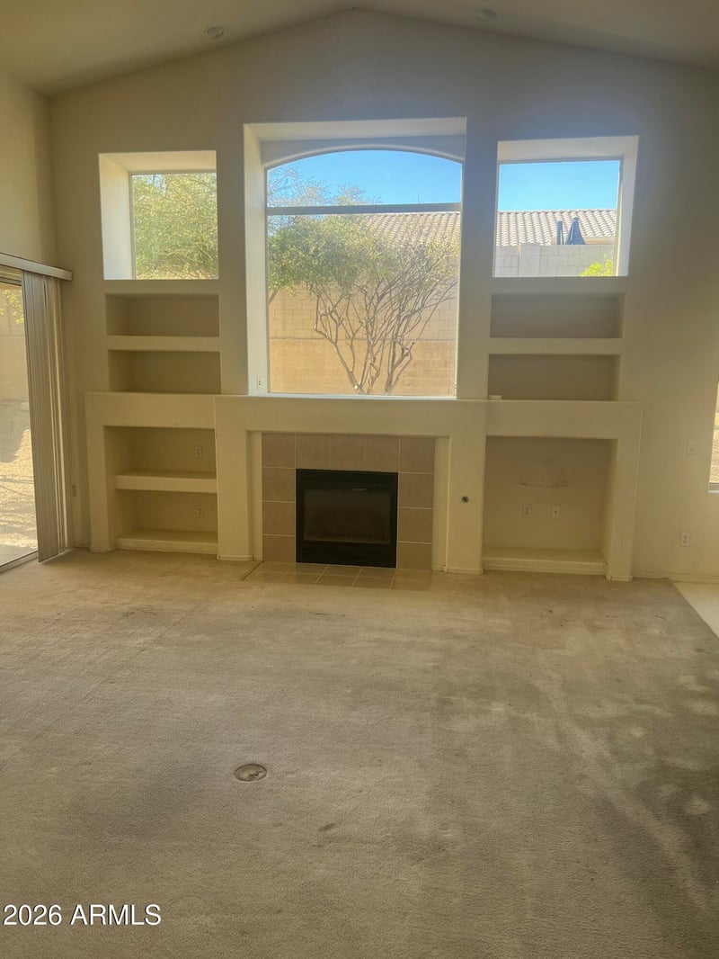 1736 W South Fork Dr, Phoenix, AZ 85045