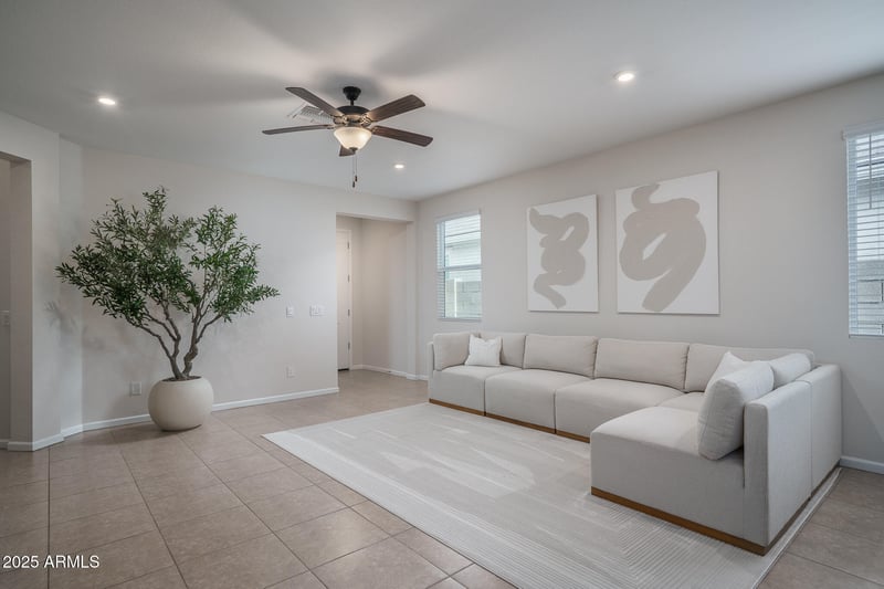 17363 Paraiso Ln, Surprise, AZ 85387