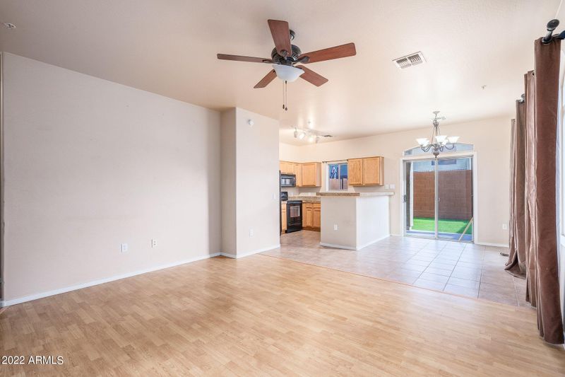 17365 N Cave Creek Rd #102, Phoenix, AZ 85032