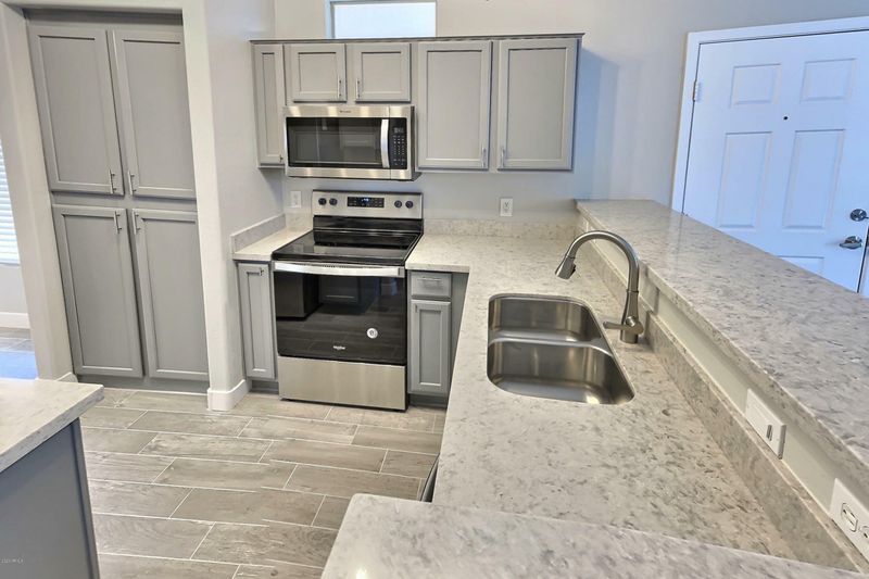 17365 N Cave Creek Rd #103, Phoenix, AZ 85032