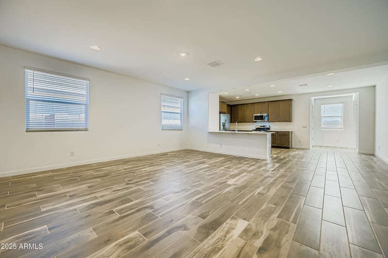 17365 Smoketree Dr, Surprise, AZ 85387