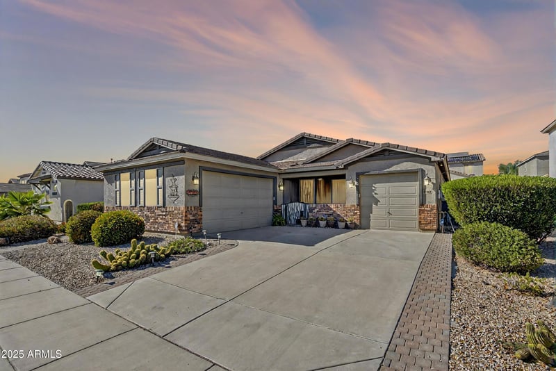 17368 Red Bird Rd, Surprise, AZ 85387