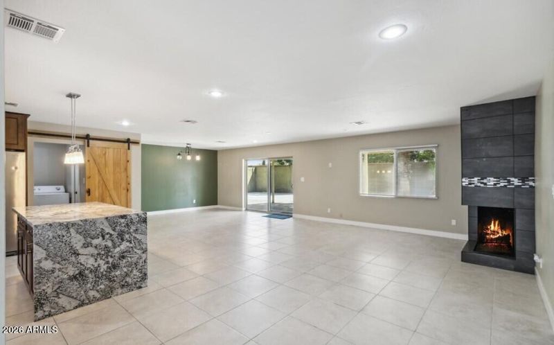 1737 E Manhatton Dr, Tempe, AZ 85282