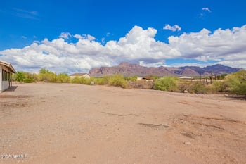 1737 Mountain View Rd, Apache Junction, AZ 85119