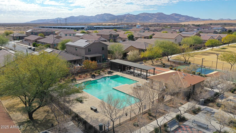 17372 Jessie Ln, Surprise, AZ 85387