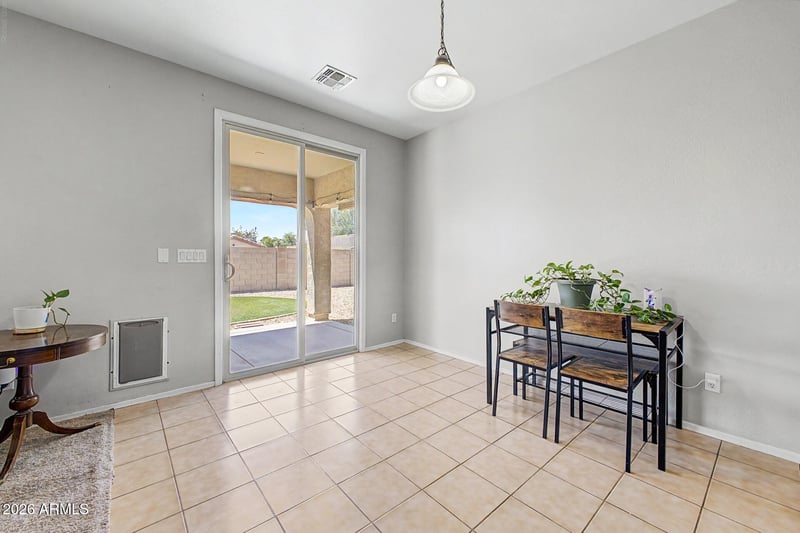 17373 W Pinnacle Vista Dr, Surprise, AZ 85387