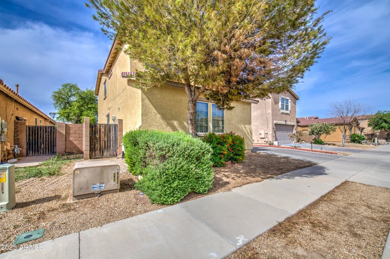 17374 Adams St, Goodyear, AZ 85338