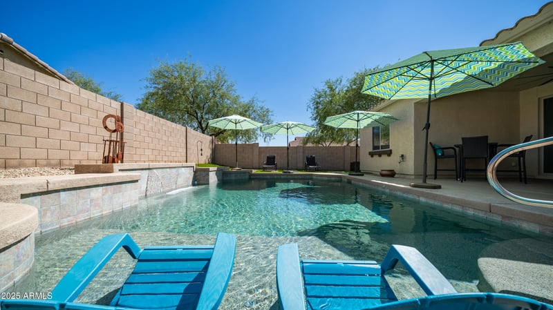 17374 Buckhorn Trl, Surprise, AZ 85387