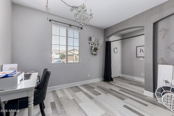 17375 Buckhorn Trl, Surprise, AZ 85387