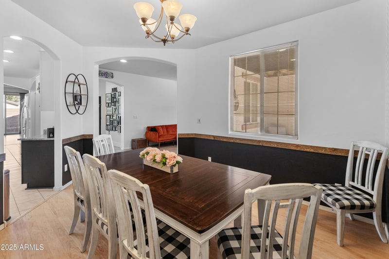 17376 Bajada Rd, Surprise, AZ 85387