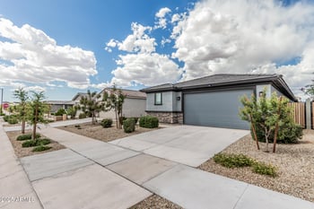 17376 Via De Luna Dr, Surprise, AZ 85387