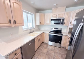 1738 W North Ln, Phoenix, AZ 85021