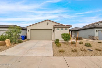 17382 Paraiso Ln, Surprise, AZ 85387