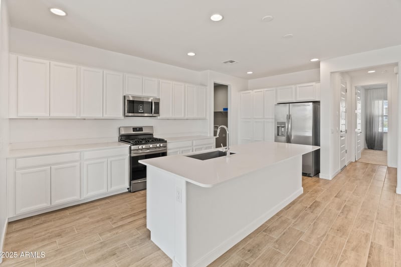17383 W Chama Dr, Surprise, AZ 85387