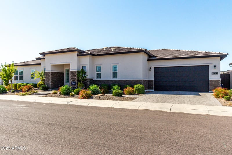 17384 Auburn St, Surprise, AZ 85388