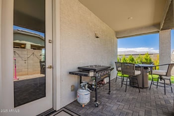 17388 Paraiso Ln, Surprise, AZ 85387