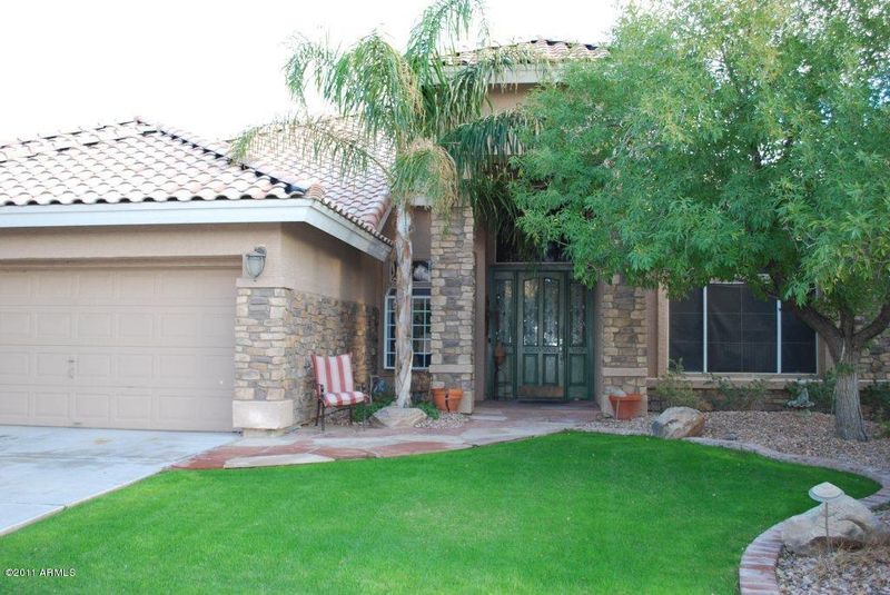 1739 E Saltsage Dr, Phoenix, AZ 85048