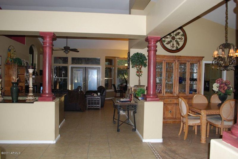 1739 E Saltsage Dr, Phoenix, AZ 85048