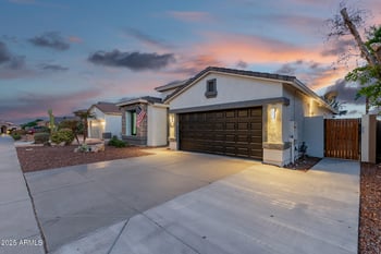 1739 Nighthawk Way, Phoenix, AZ 85045