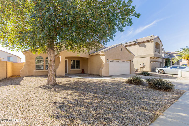 17391 Hilton Ave, Goodyear, AZ 85338