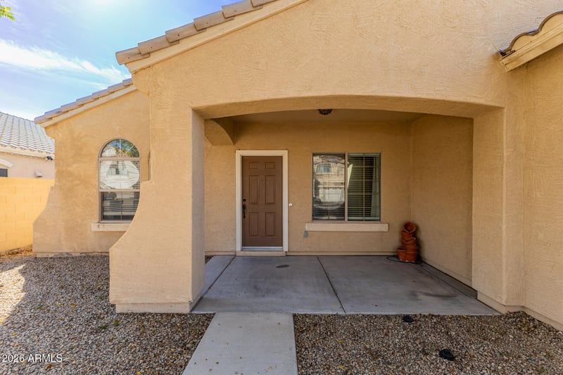 17391 Hilton Ave, Goodyear, AZ 85338