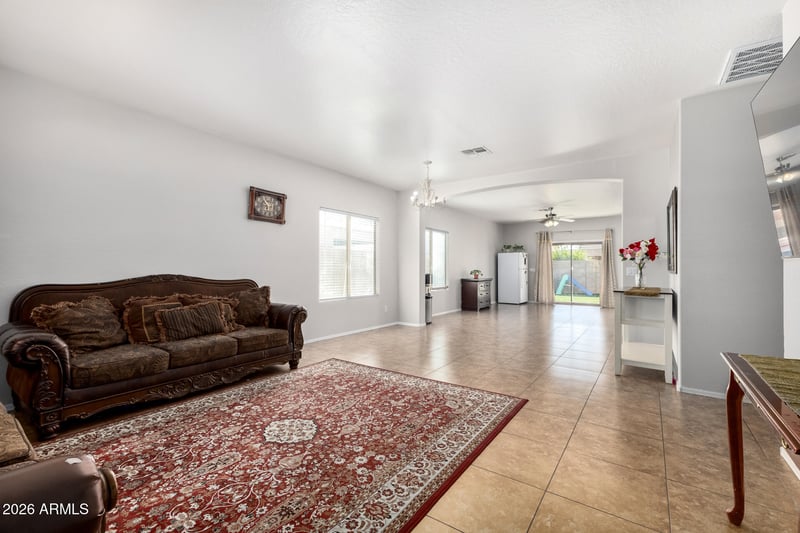 17391 Hilton Ave, Goodyear, AZ 85338