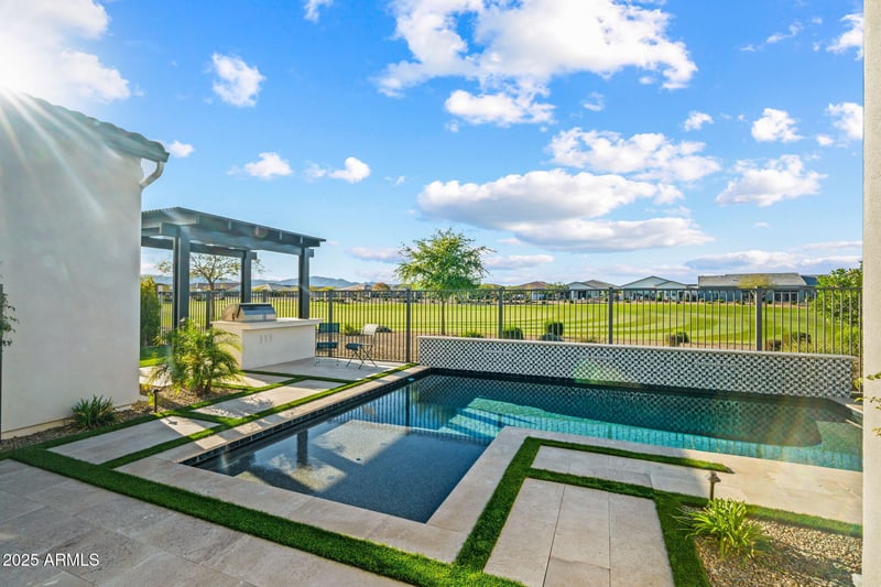 17396 Crawfordsville Dr, Surprise, AZ 85388